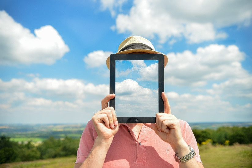 Audicom, guardi il sole e vedi internet