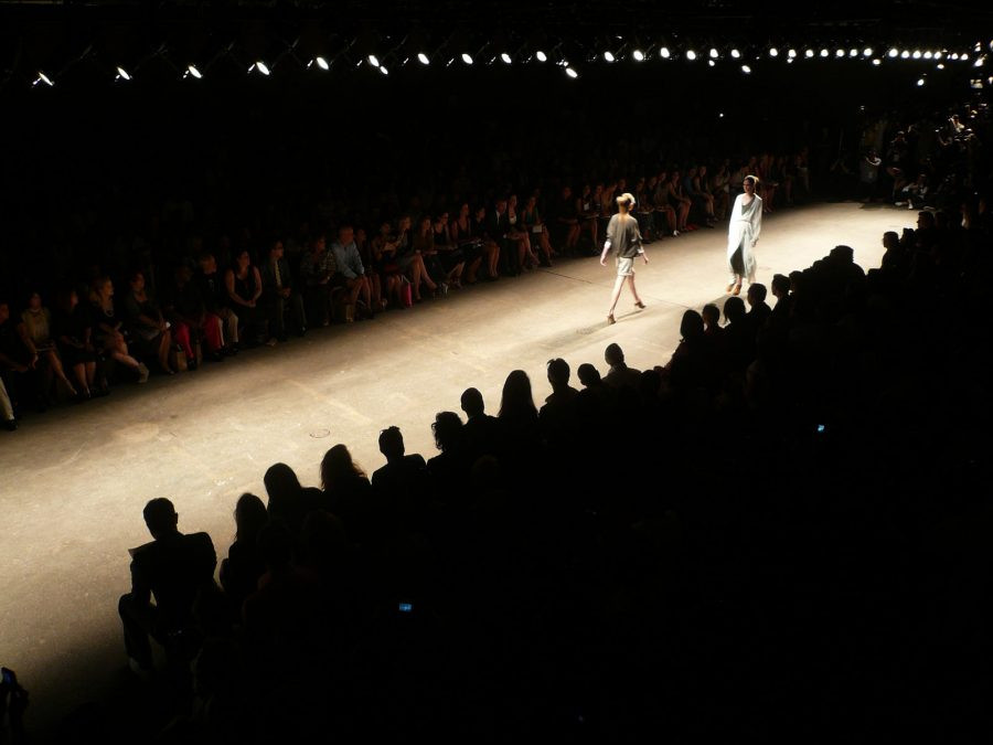 Fashion Week a confronto: Parigi è più internazionale di Milano