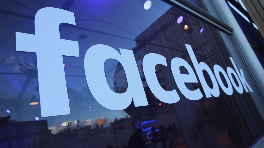 Facebook: nel Q3 ricavi e pubblicità a +33%, crescita utenza sotto le stime