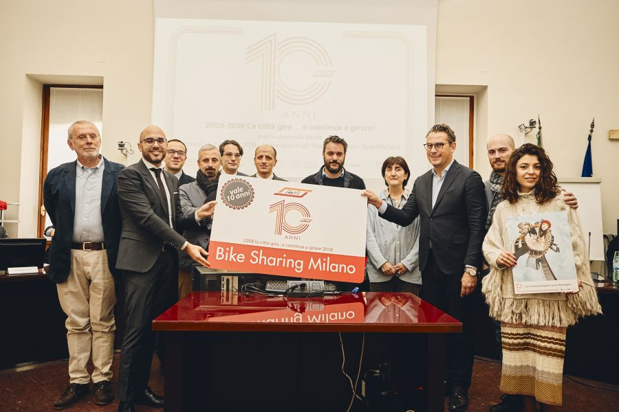 Clear Channel festeggia con il Comune di Milano e ATM i dieci anni del servizio BikeMi