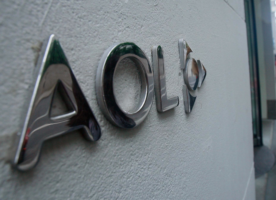 AOL taglia il 5% della forza-lavoro e si riorganizza