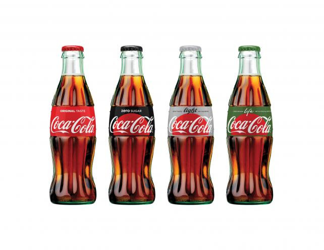 Coca-Cola svela  i nuovi packaging globali