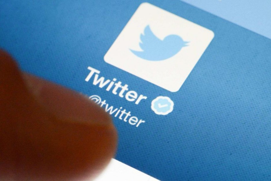 Twitter consente ai vari brand di far sapere quando sono a disposizione per rispondere ai tweet