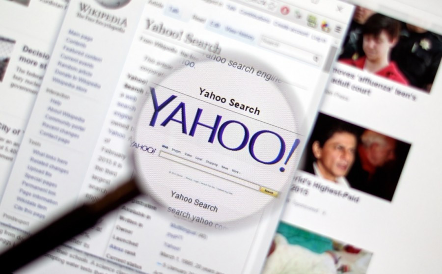 Yahoo, i guai non finiscono mai: spiava  i suoi utenti per conto del Governo degli Stati Uniti