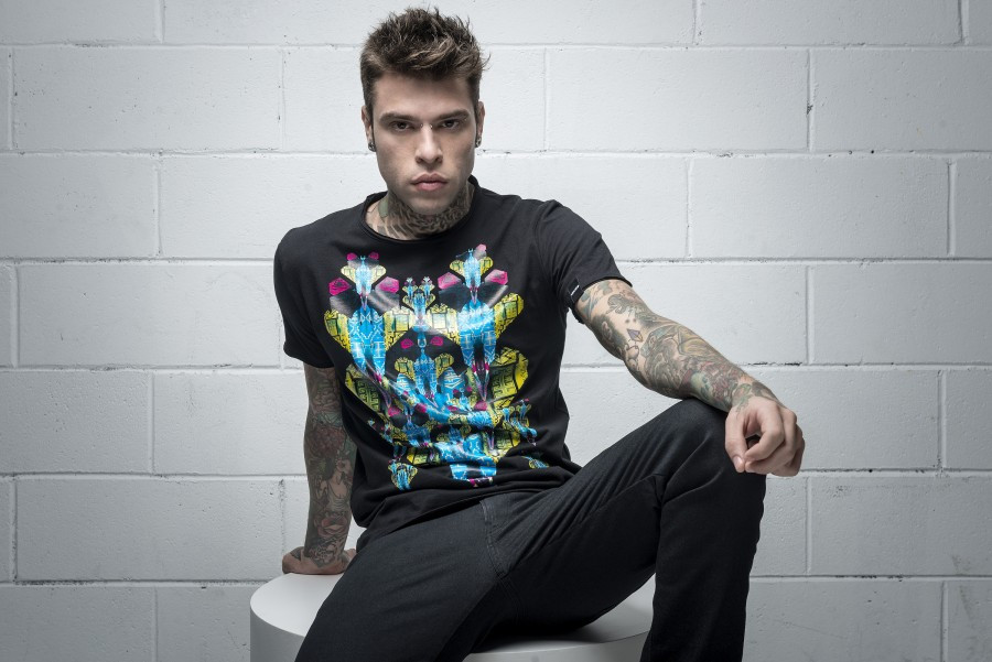 Fedez e Fashion Box, insieme fino al 2017, presentano la capsule “No Godz by Replay”