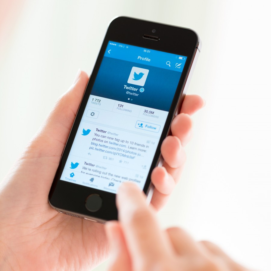 Twitter lancia servizio di breaking news e si riposiziona come app di notizie