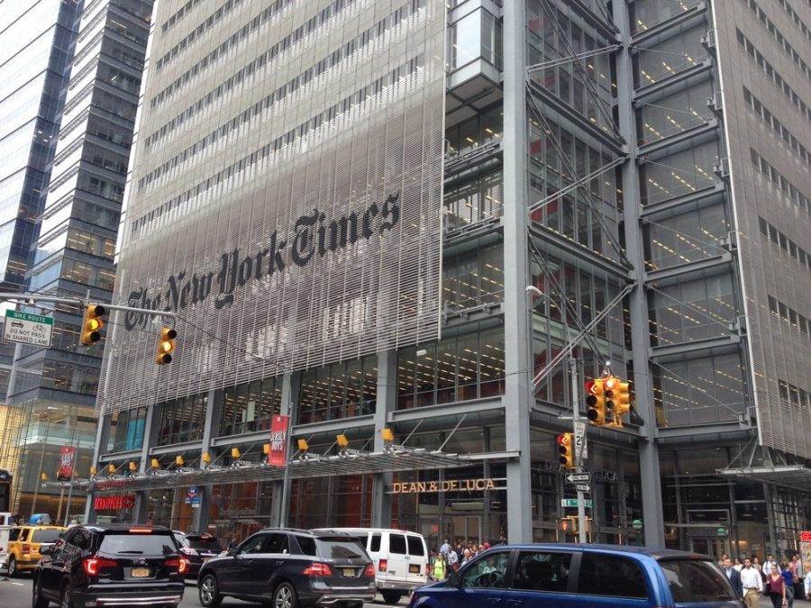 New York Times: nel terzo trimestre crescono la pubblicità e abbonamenti online. Internet compensa il calo subìto dalla stampa