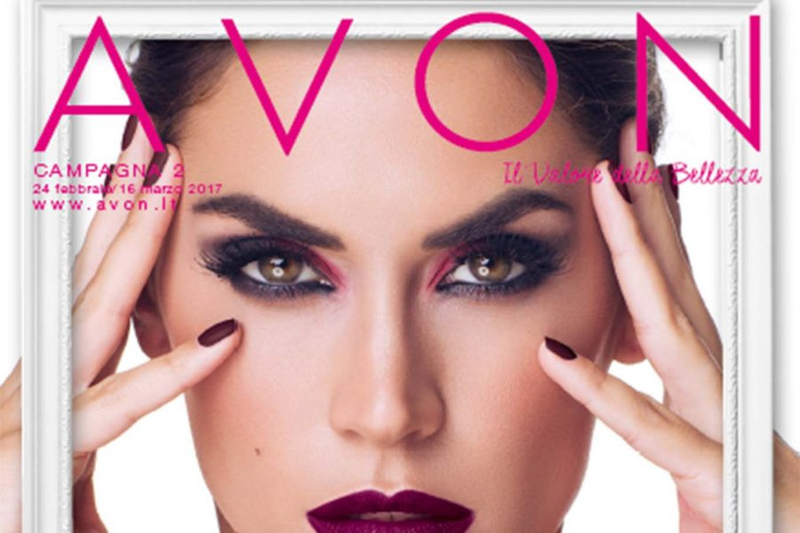Avon Cosmetics torna con la campagna dedicata alla linea di make-up mark