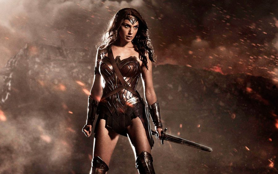 Wonder woman: moda e cinema riscoprono l’iconica eroina e il mercato cavalca la tendenza girl power