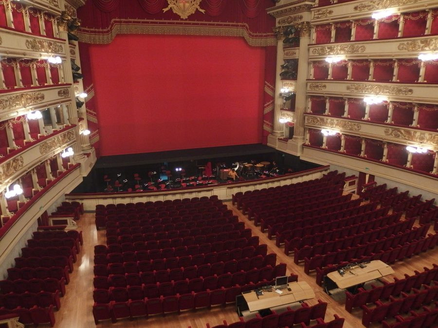 LoRo si aggiudica la gara creativa e firma la campagna del Teatro alla Scala per la nuova stagione