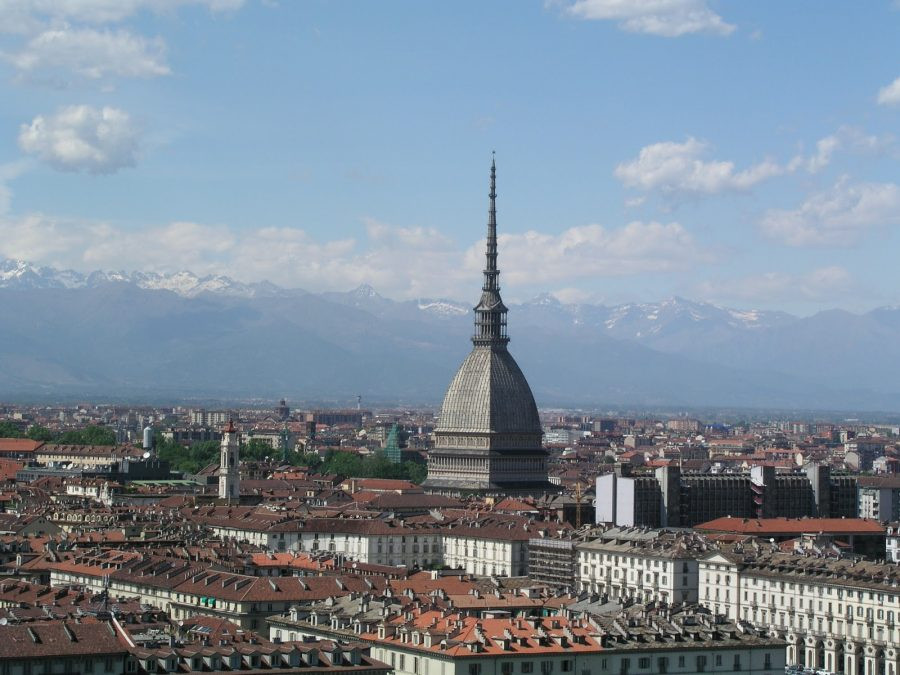 PA, Comune di Torino: bando da 475.000 euro per gestione e comunicazione di “Un Natale coi fiocchi”