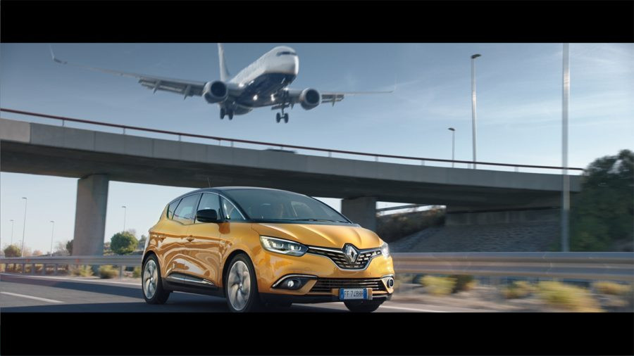 È on air in tv il primo soggetto della nuova campagna per Renault Scénic, con la firma di Publicis