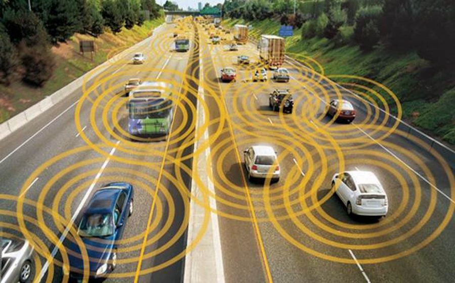 Auto connesse: ancora lontane dalla diffusione, i produttori faticano a promuoverne i benefici