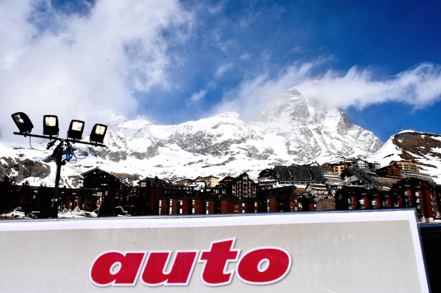 Le sette finaliste del premio Car of the Year a Cervinia per un week end tutto di motori