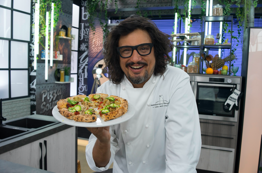 La pizza è protagonista delle nuove puntate di “Alessandro Borghese Kitchen Sound”