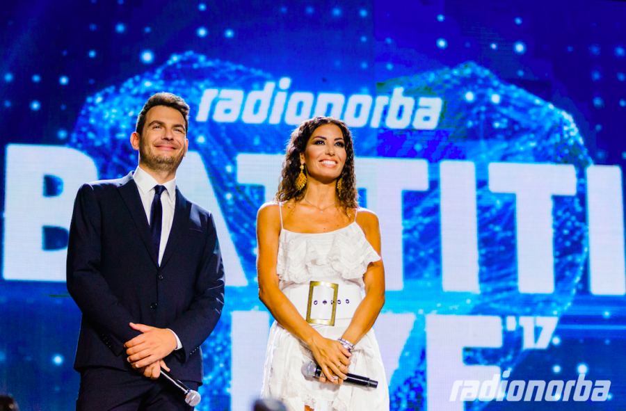 Radionorba Battiti Live: sul palco Alan Palmieri con Elisabetta Gregoraci