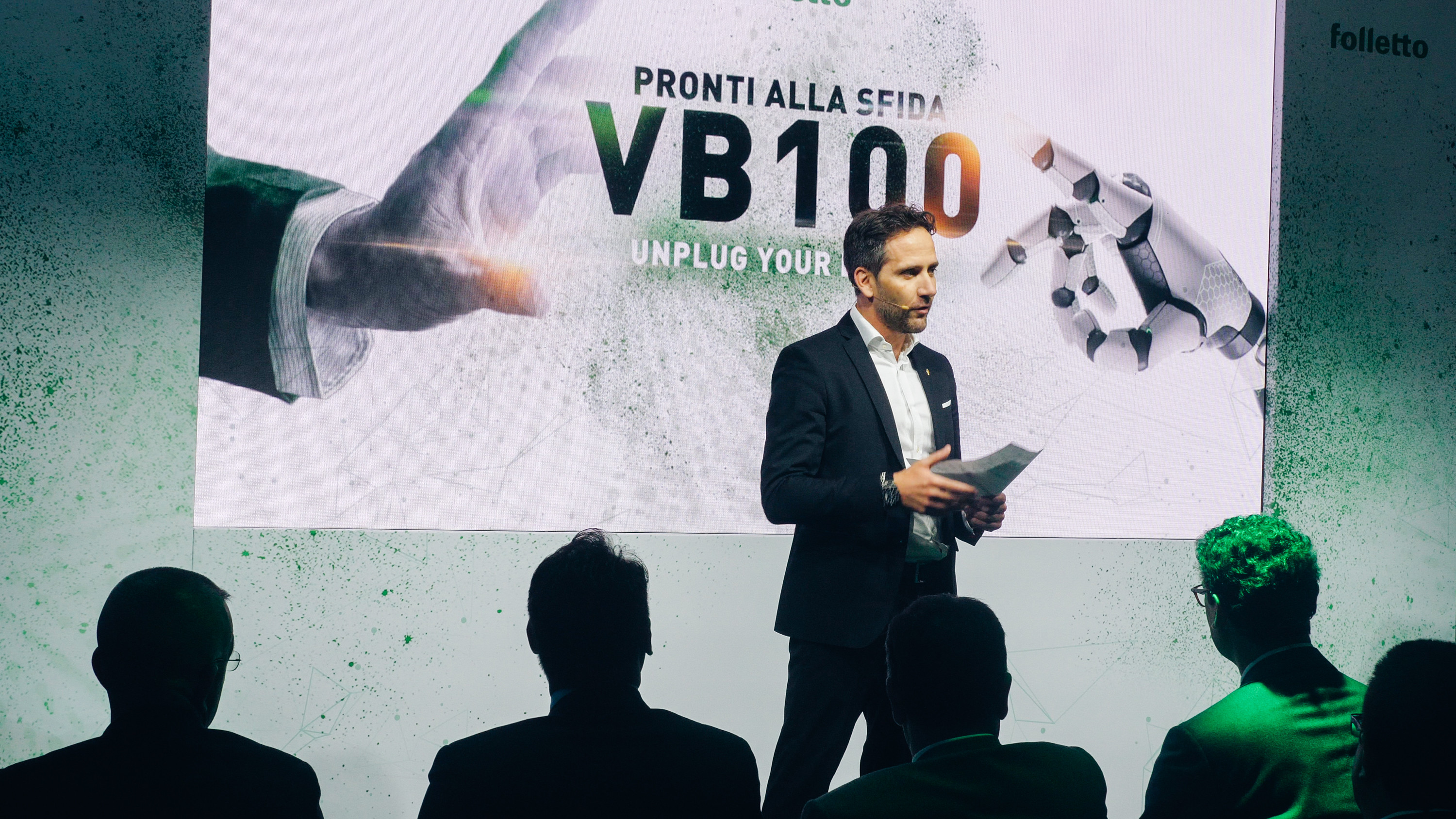 Vorwerk Italia affida a SuperHumans gli eventi di lancio di Folletto VB100
