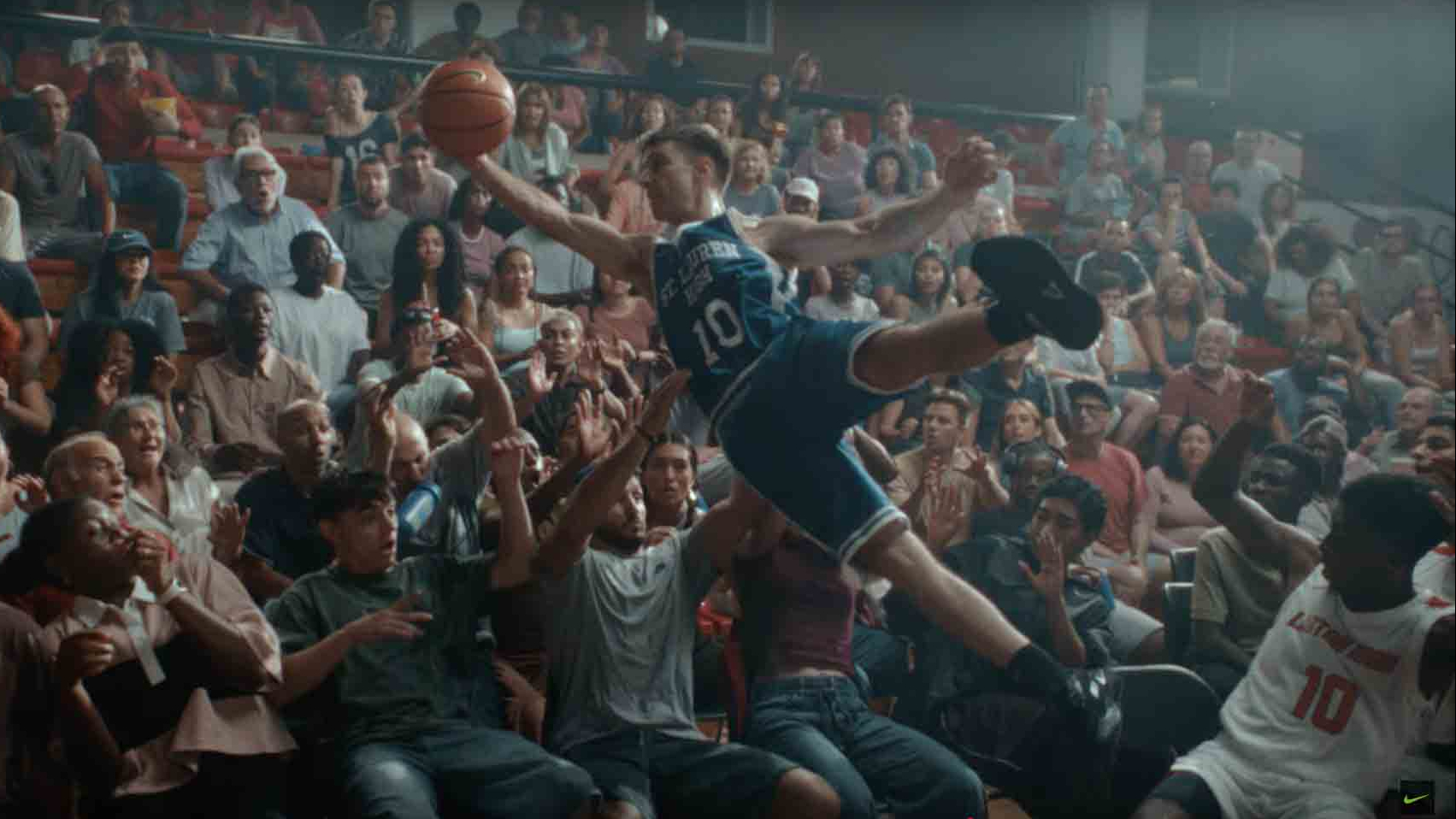 Nike adatta il suo mantra “Just Do It” alla generazione di oggi con la campagna “Why Do It?” di Wieden+Kennedy
