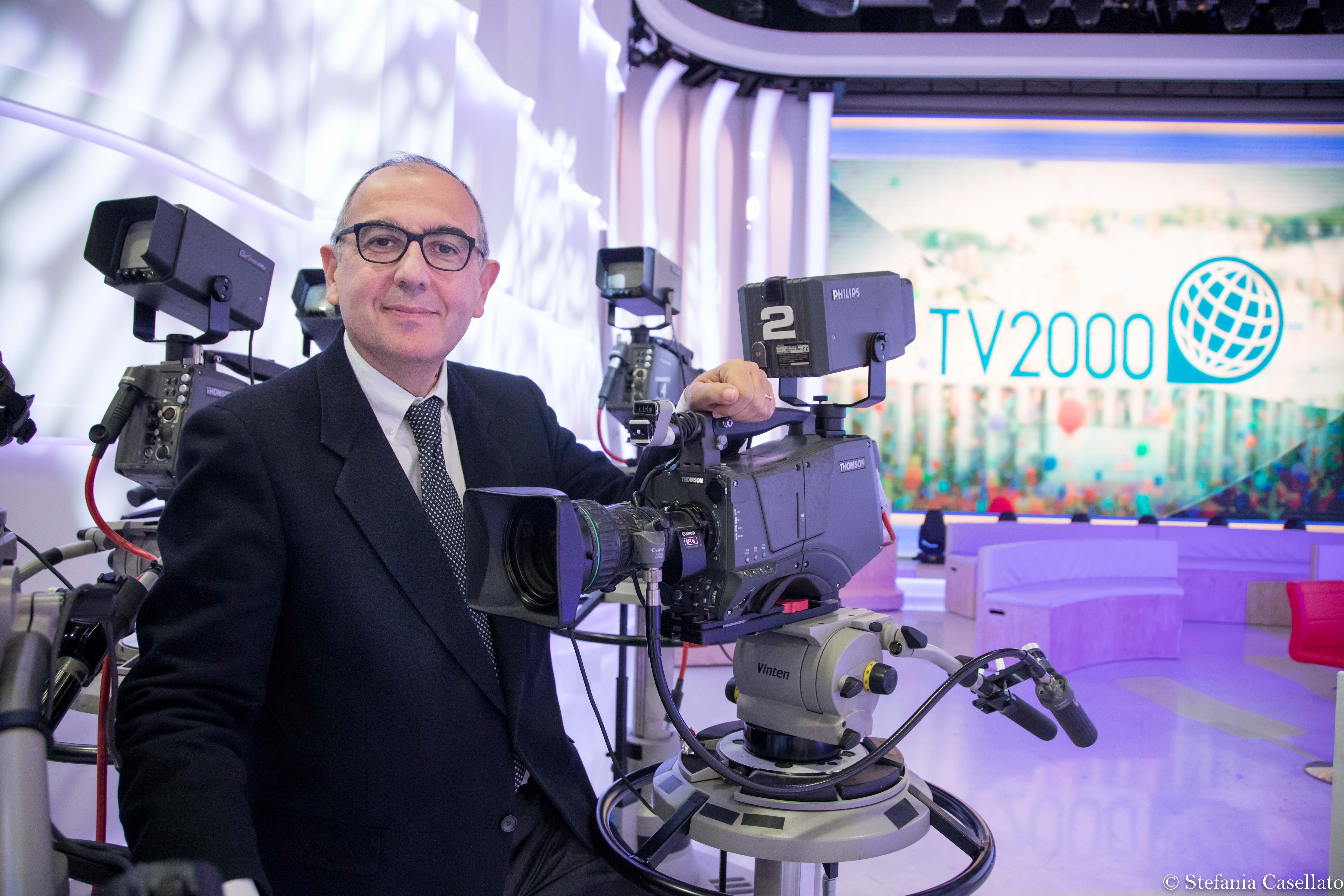 TV2000: con il Covid-19 raddoppia l’ascolto medio giorno; adv in linea nel 2019 e nel primo trimestre 2020